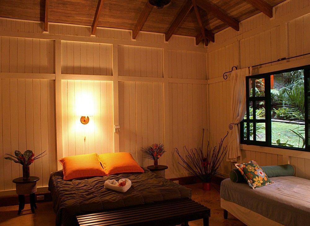 Hotel Villas Gaia Uvita Exterior photo