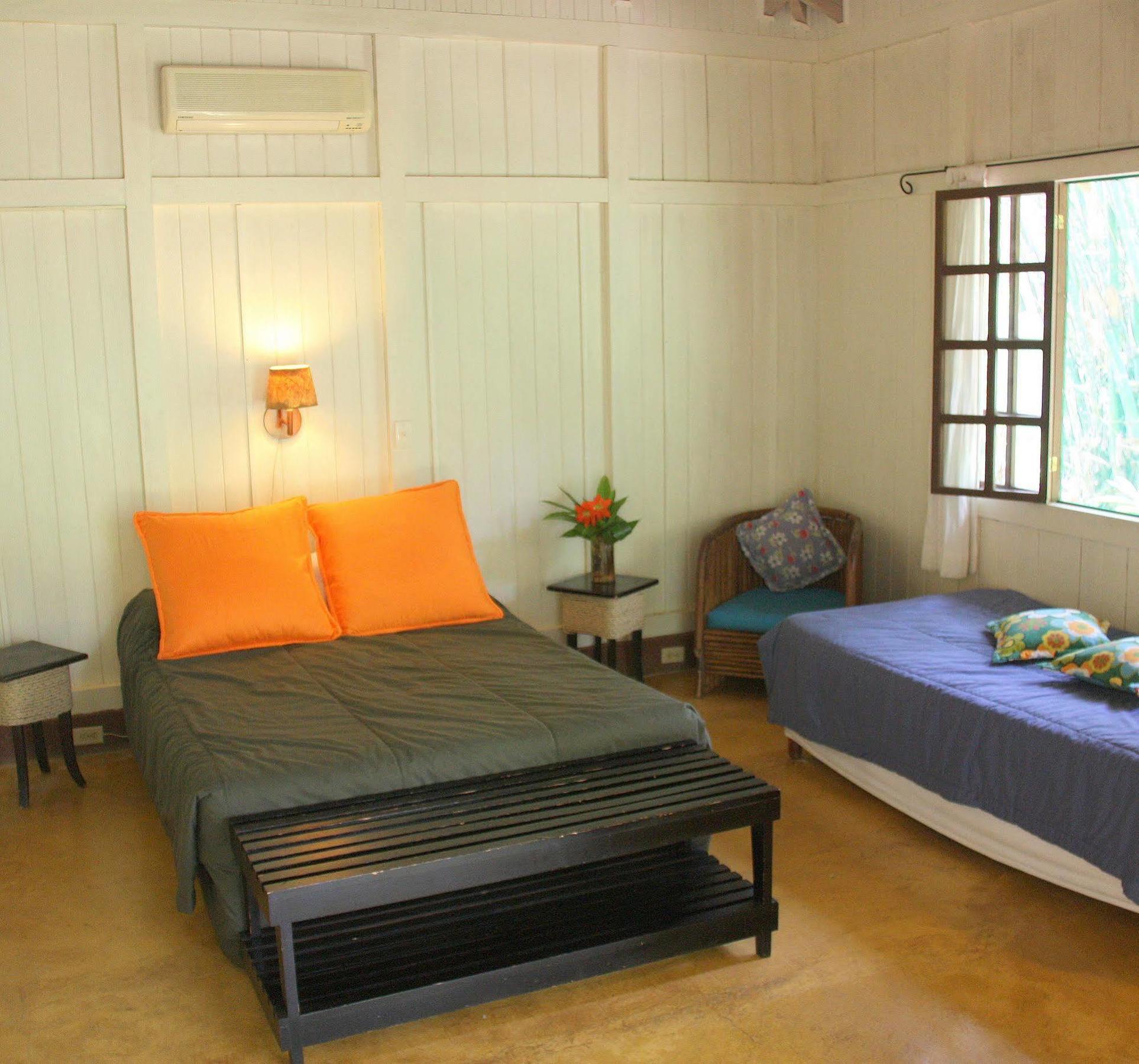 Hotel Villas Gaia Uvita Exterior photo